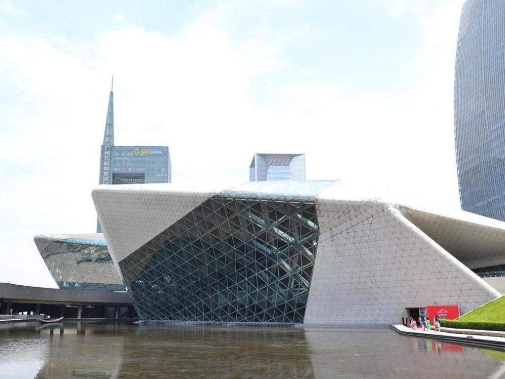 The Mulian Hotel Guangzhou Zhujiang New Town-Canton Fair Free Shuttle Bus Exterior foto